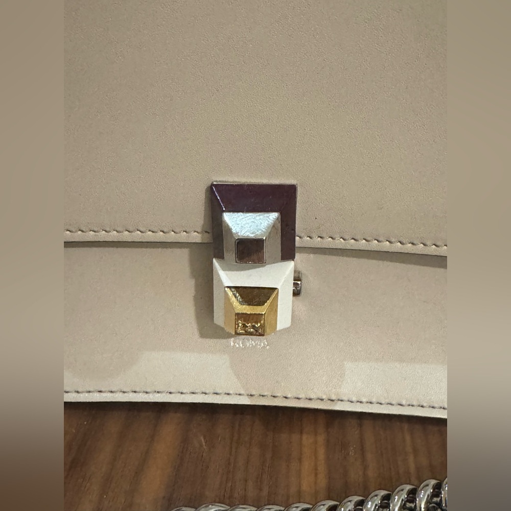 Fendi Kan I Leather handbag - Picture 2 of 15